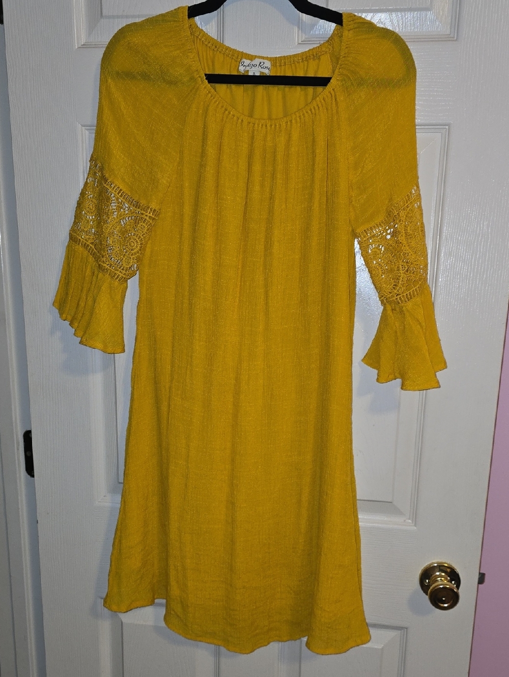 Indigo ROSE Boho Mustard Yellow Crochet-Sleeve Midi‎ Dress